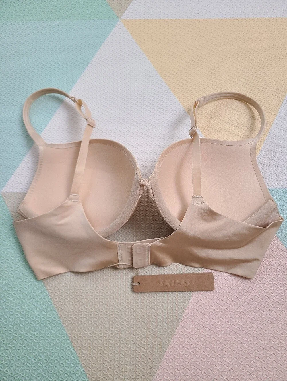 NWT Skims Ultimate Teardrop Push Up Plunge Bra Size 36B Sand Beige - Picture 4 of 8